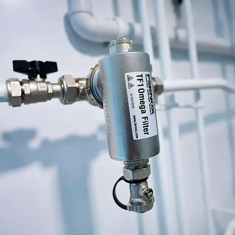 Magnetic filter installation in a Swindon home